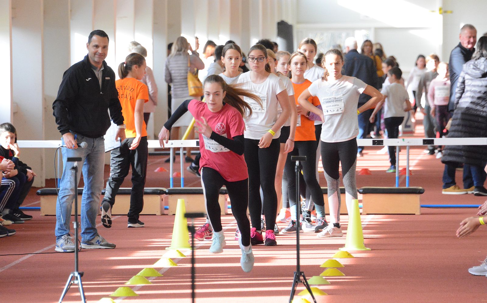 AKTIV HiPer -  a toplista első 12 helyezettje döntőzik pénteken a Bregyóban